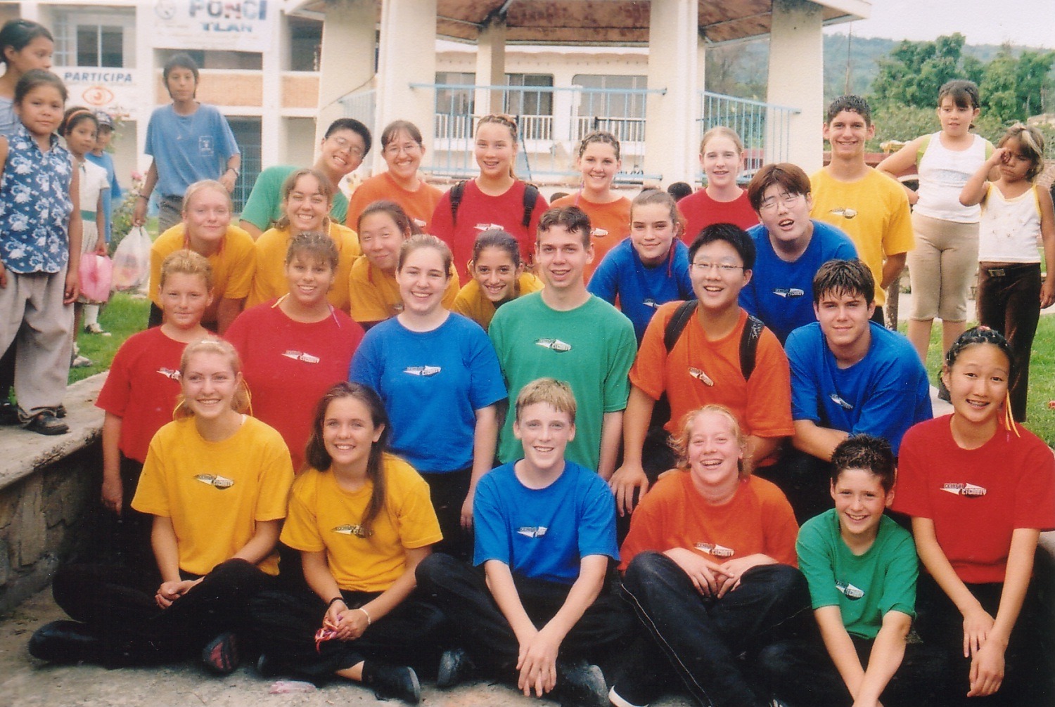 groupphoto2.jpg